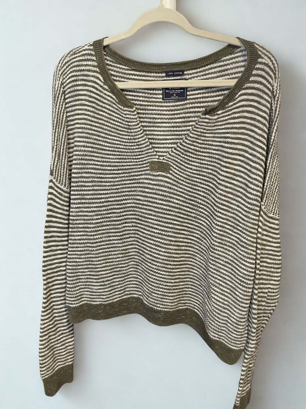 Abercrombie & Fitch- v-neck green/cream striped sweater- XL